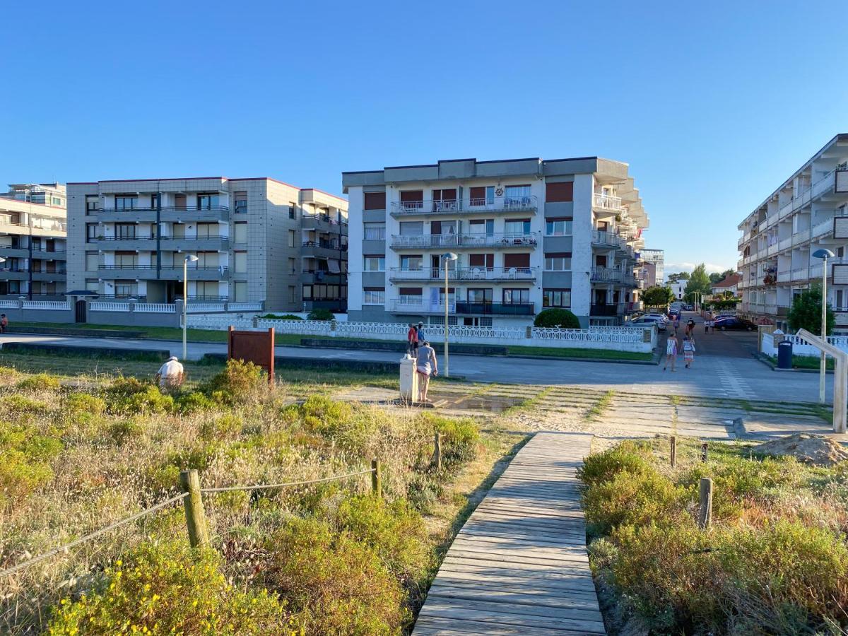 Piso Primera Linea De Playa Laredo Exteriér fotografie