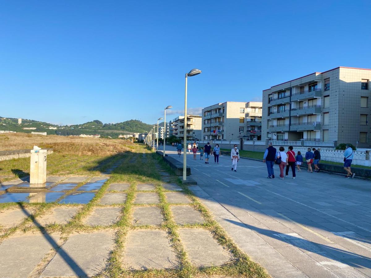 Piso Primera Linea De Playa Laredo Exteriér fotografie